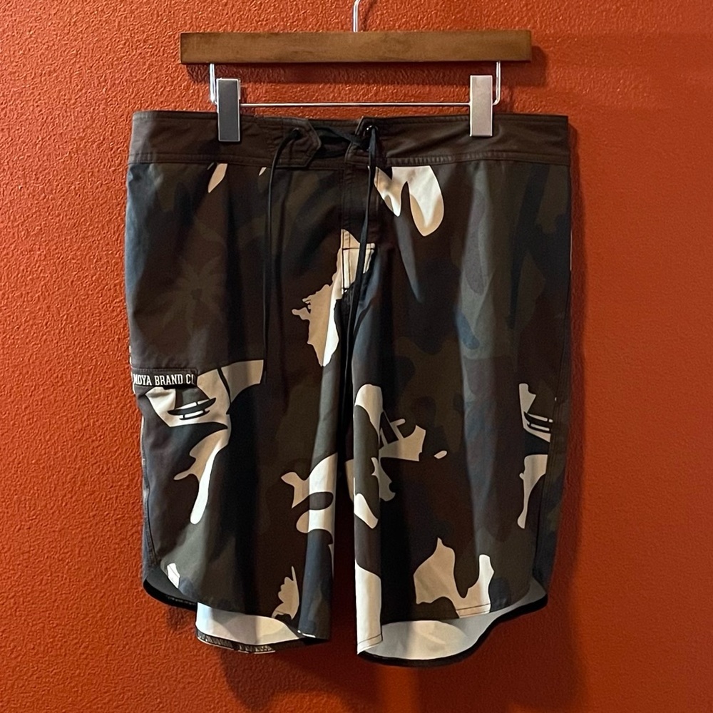 Moya Brand Men’s‎ Camouflage Drawstring Athletic Training Camo Board Shorts